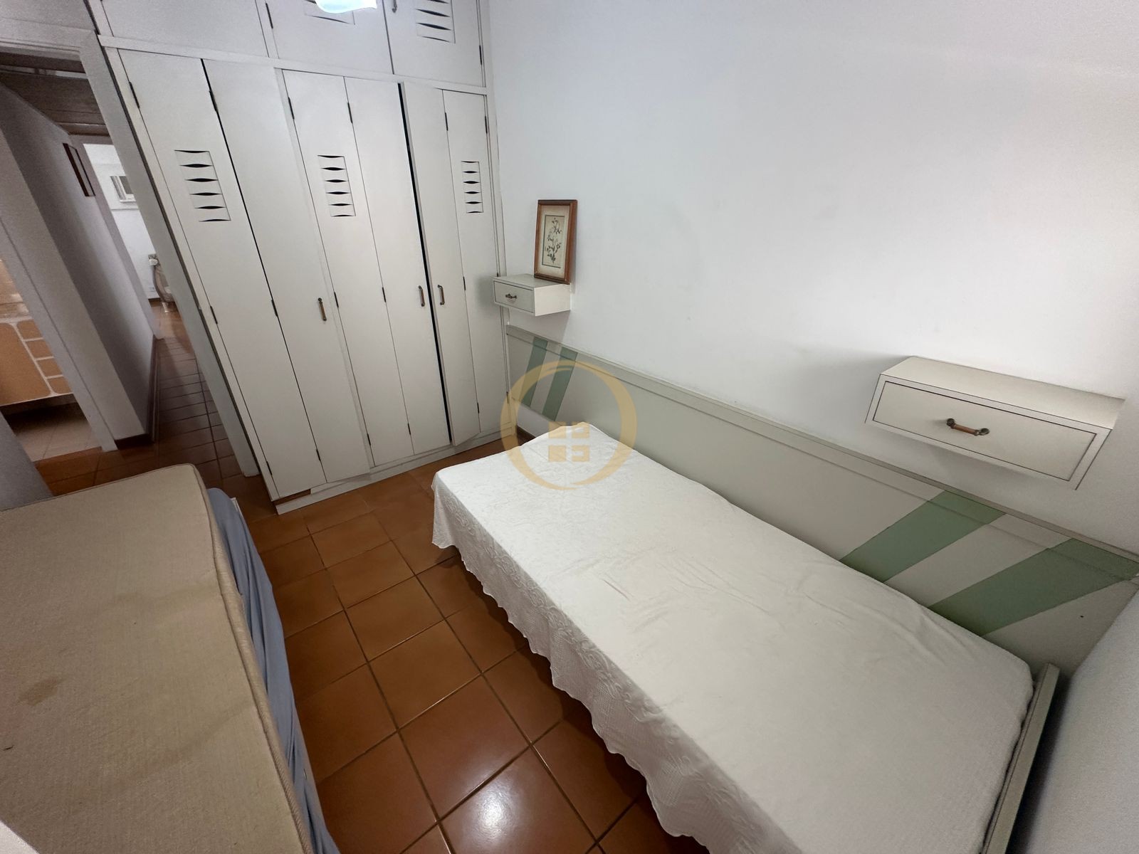 Apartamento na Praia das Pitangueiras, Guarujá - SP