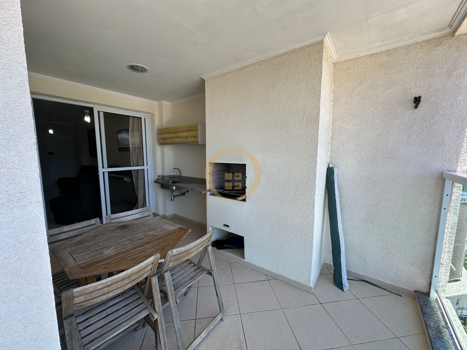 Apartamento na Praia das Astúrias, Guarujá - SP