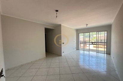 Apartamento na Praia da Enseada, Guarujá - SP