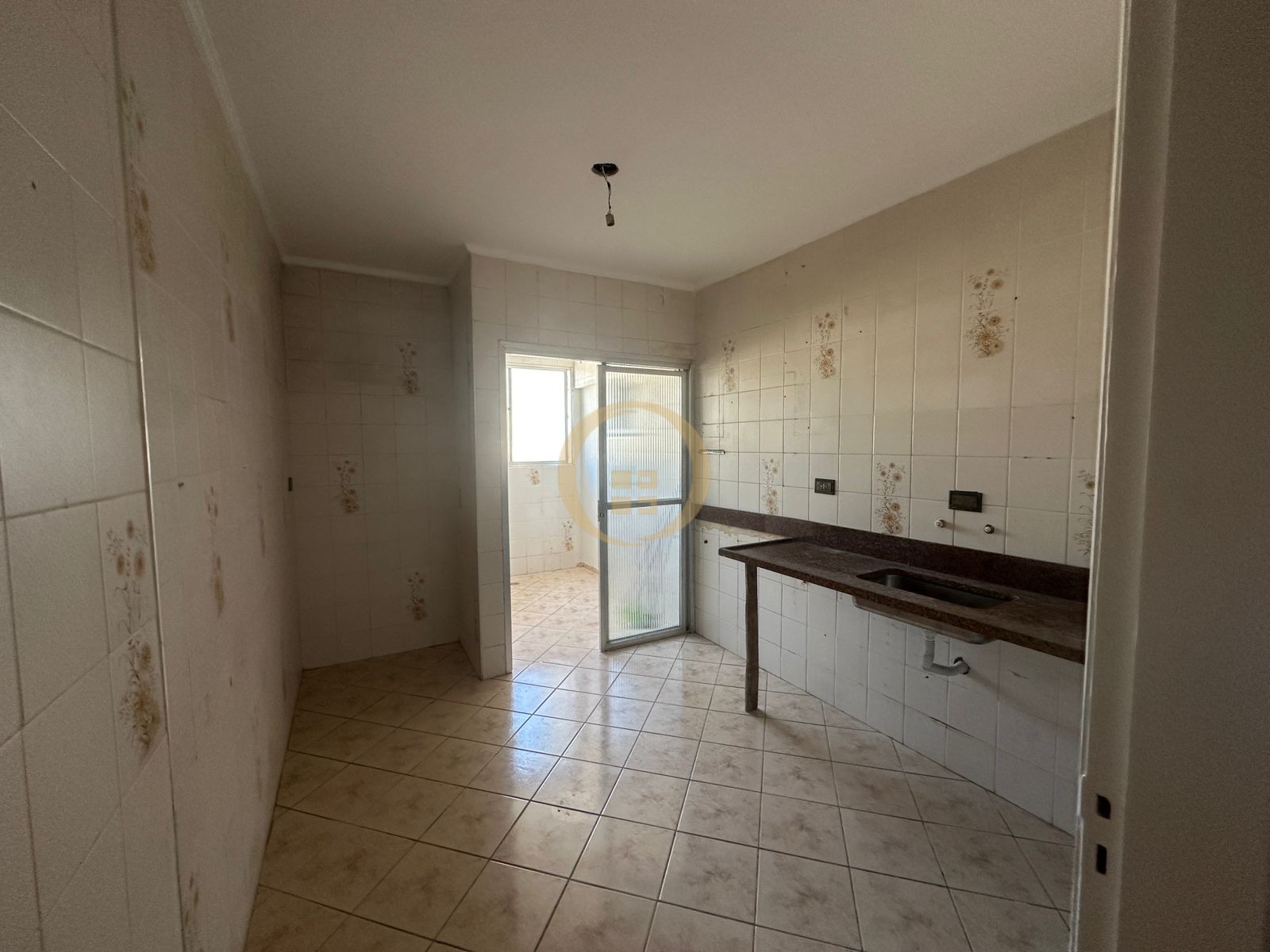 Apartamento na Praia da Enseada, Guarujá - SP