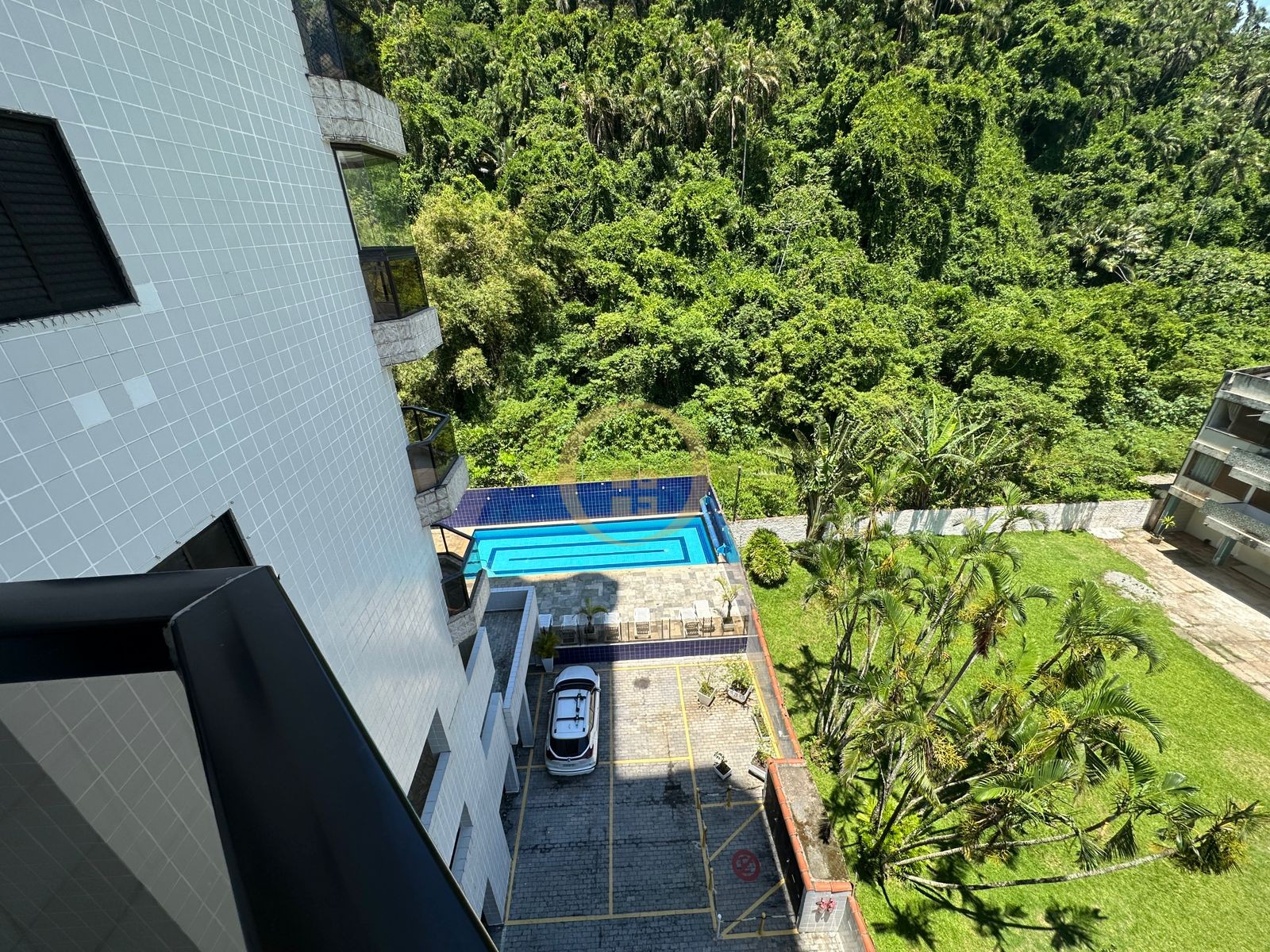 Apartamento na Praia da Enseada, Guarujá - SP