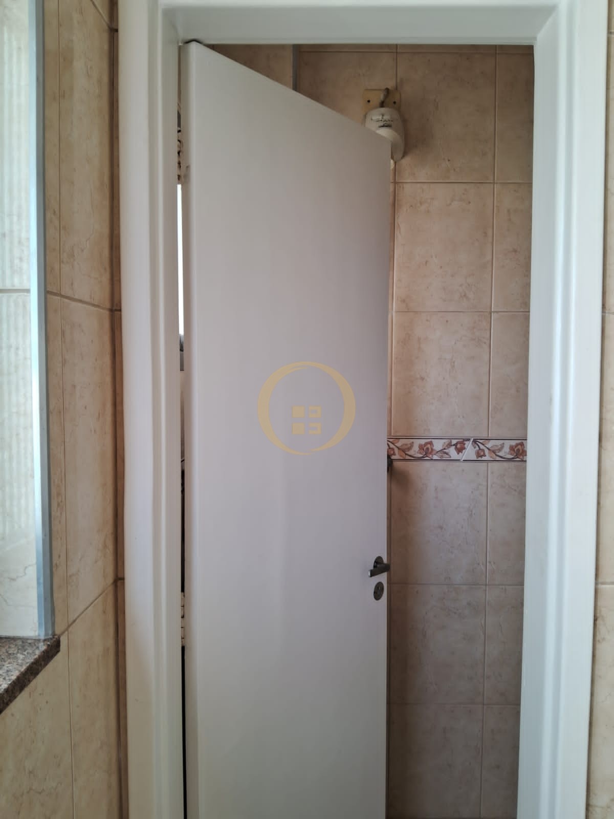 Apartamento na Praia das Astúrias, Guarujá - SP