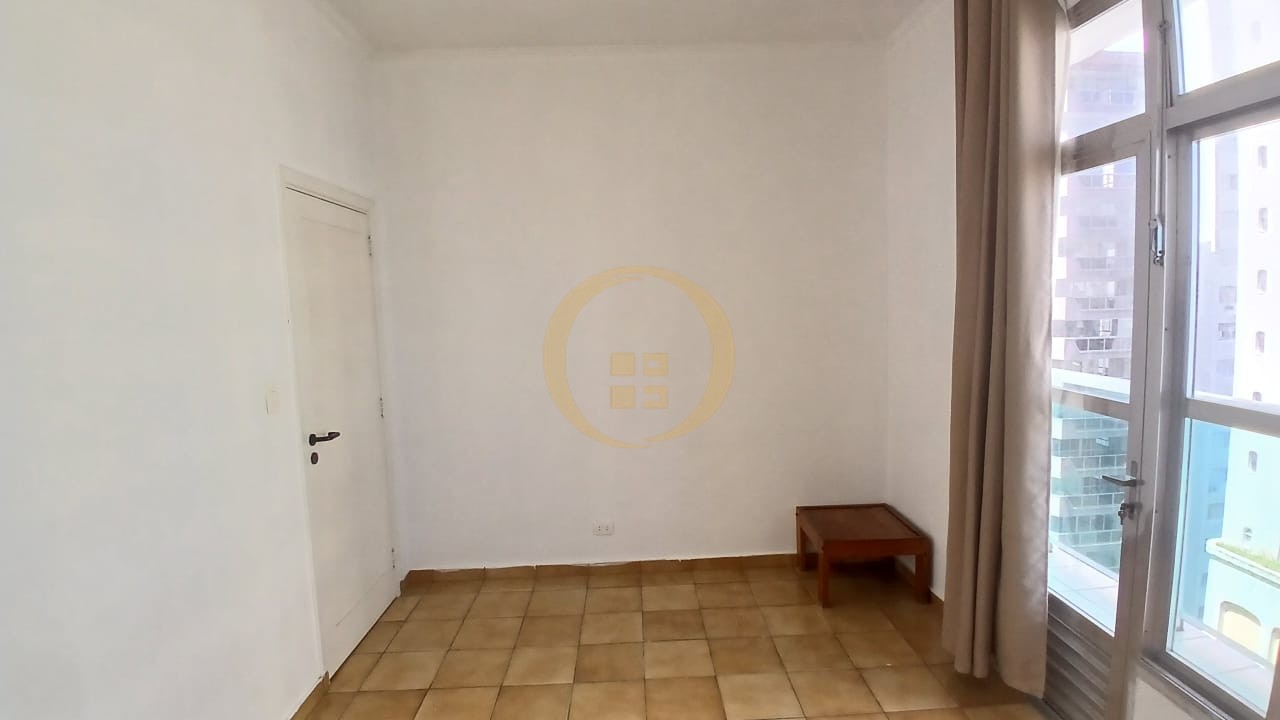 Apartamento na Praia das Pitangueiras, Guarujá - SP