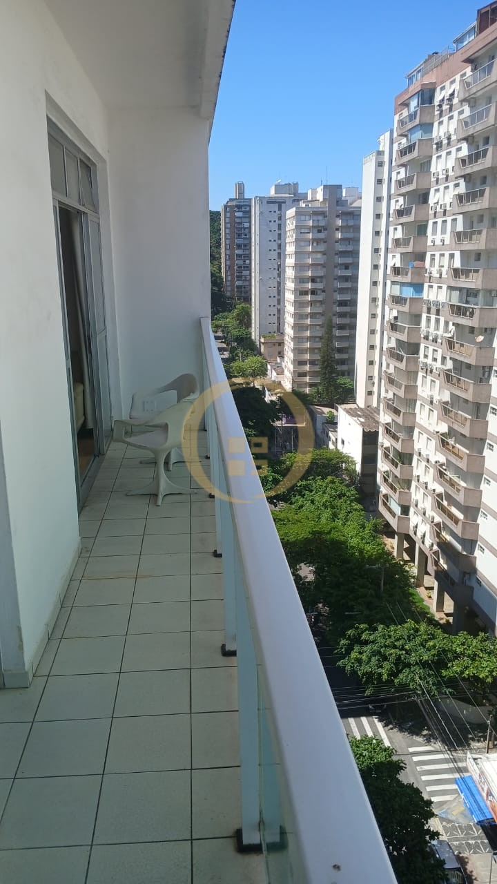 Apartamento na Praia das Pitangueiras, Guarujá - SP