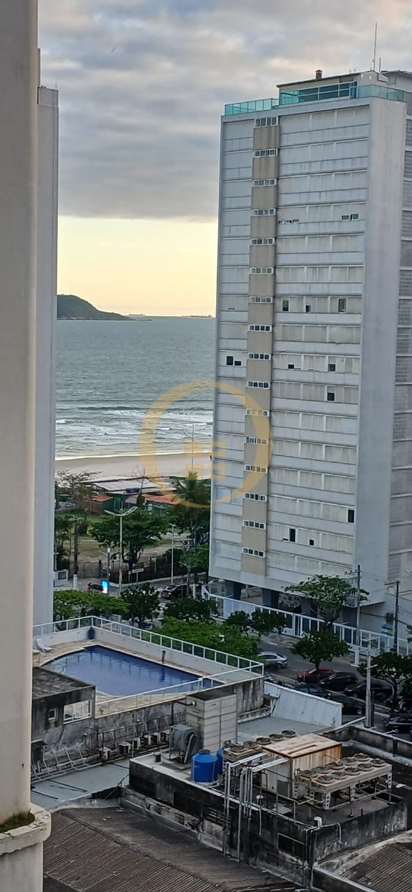 Apartamento na Praia das Pitangueiras, Guarujá - SP