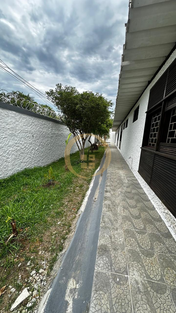 Casa na Praia do Guaiuba, Guarujá - SP
