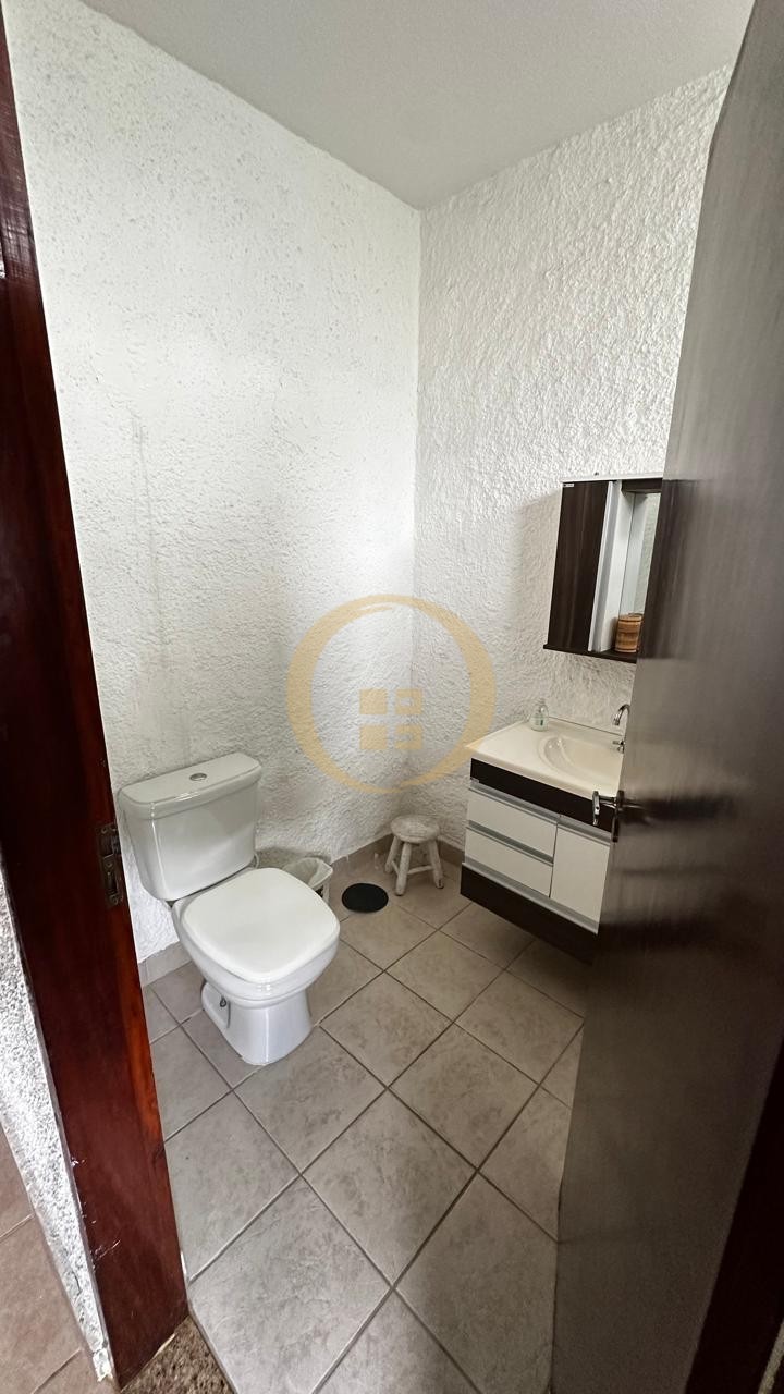 Casa na Praia do Guaiuba, Guarujá - SP
