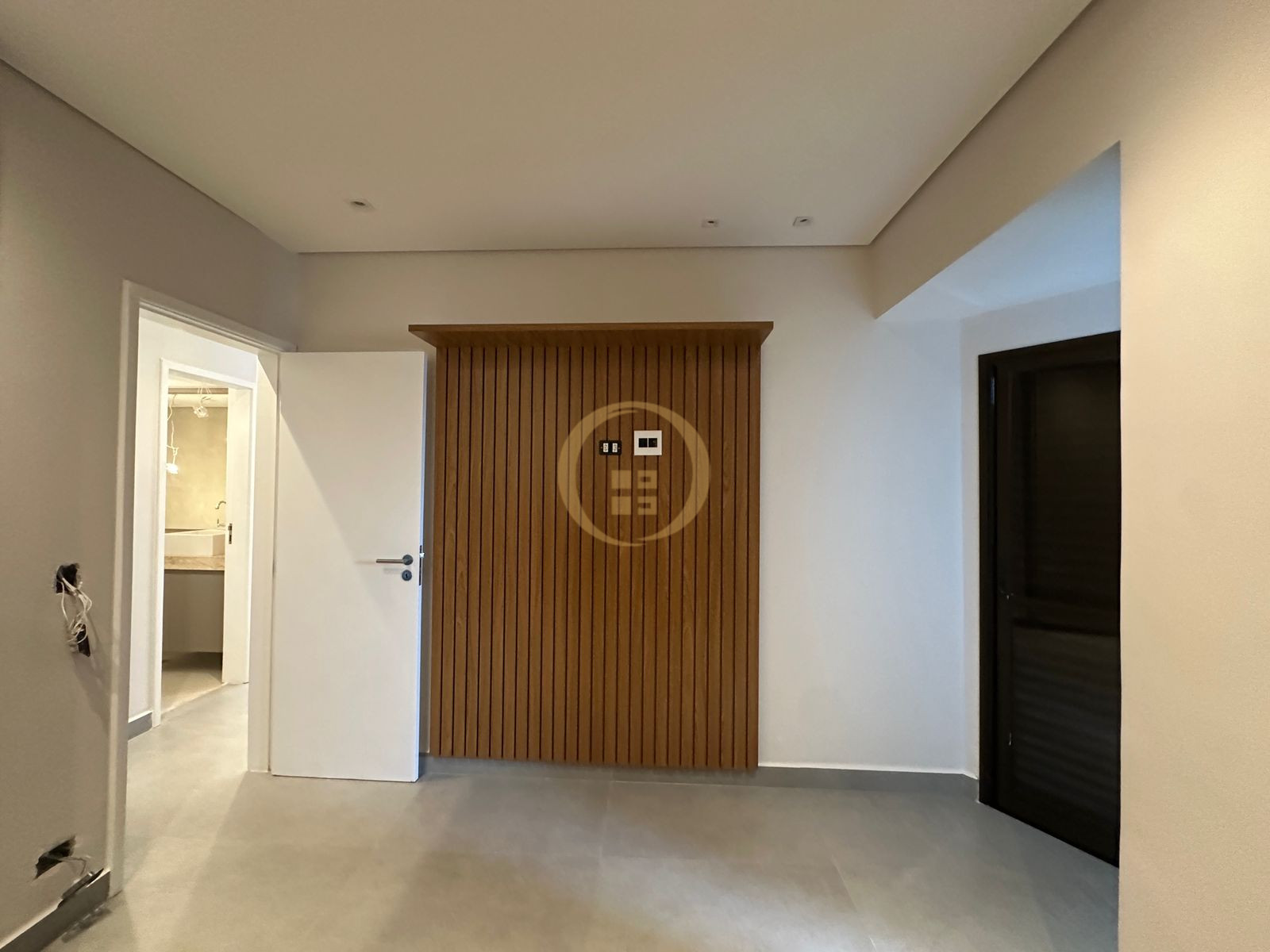 Apartamento na Praia da Enseada, Guarujá - SP