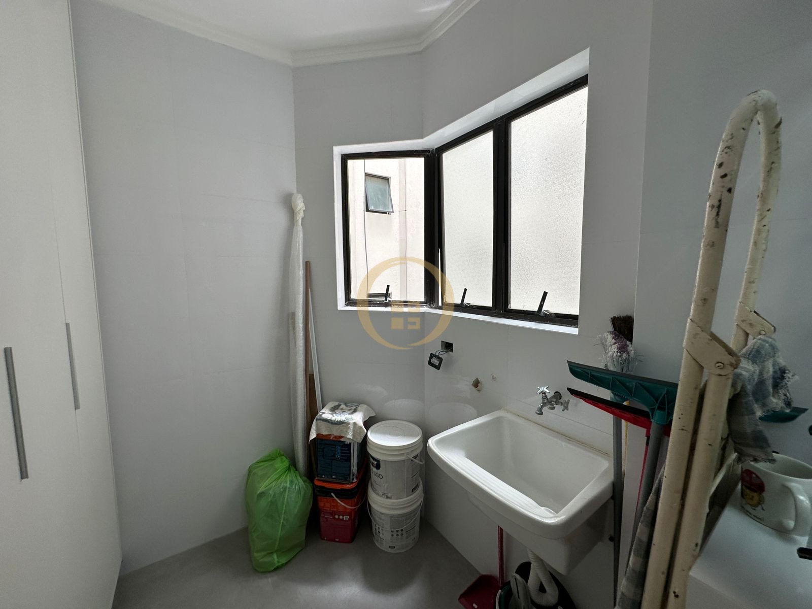 Apartamento na Praia da Enseada, Guarujá - SP