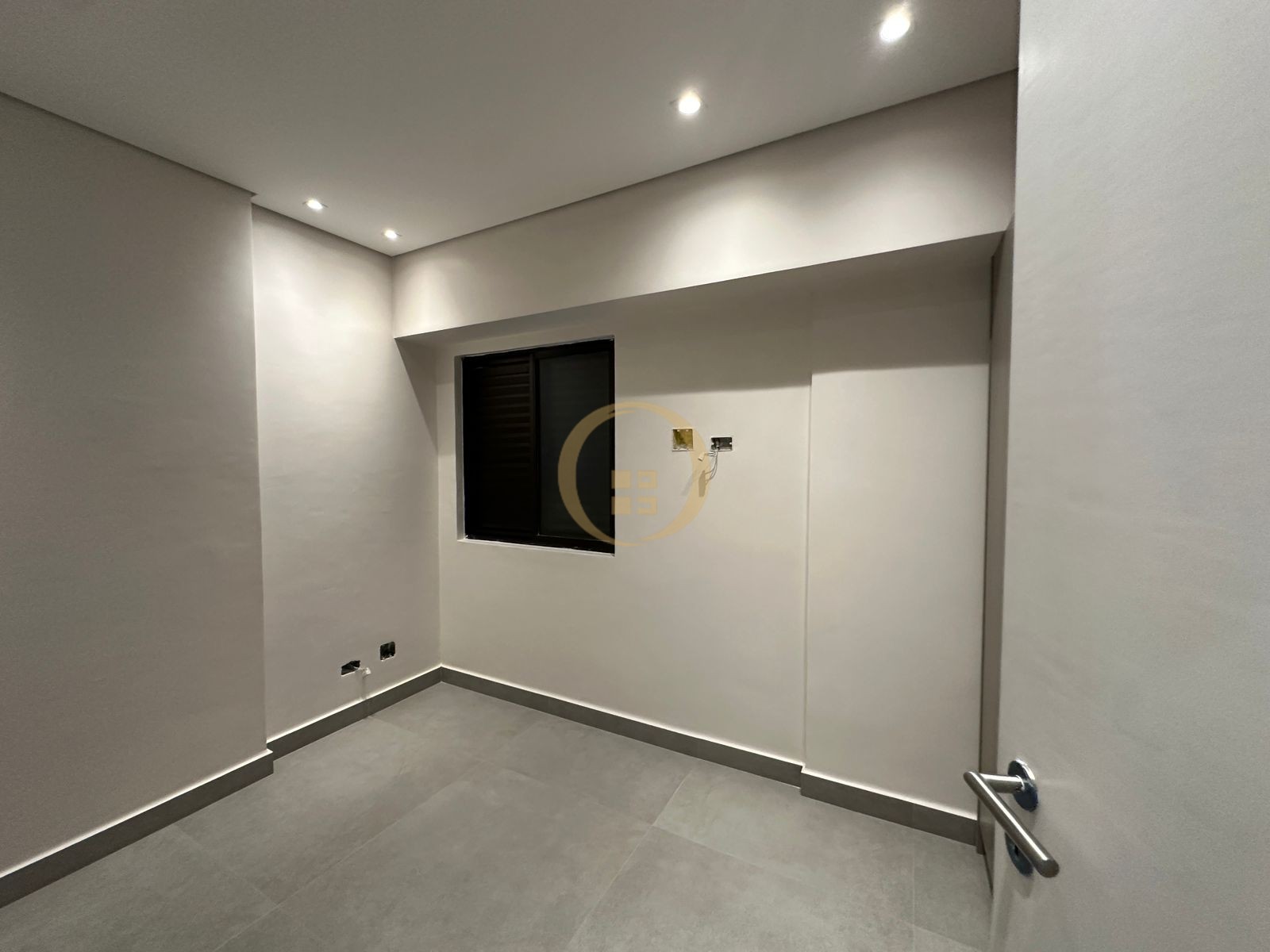 Apartamento na Praia da Enseada, Guarujá - SP