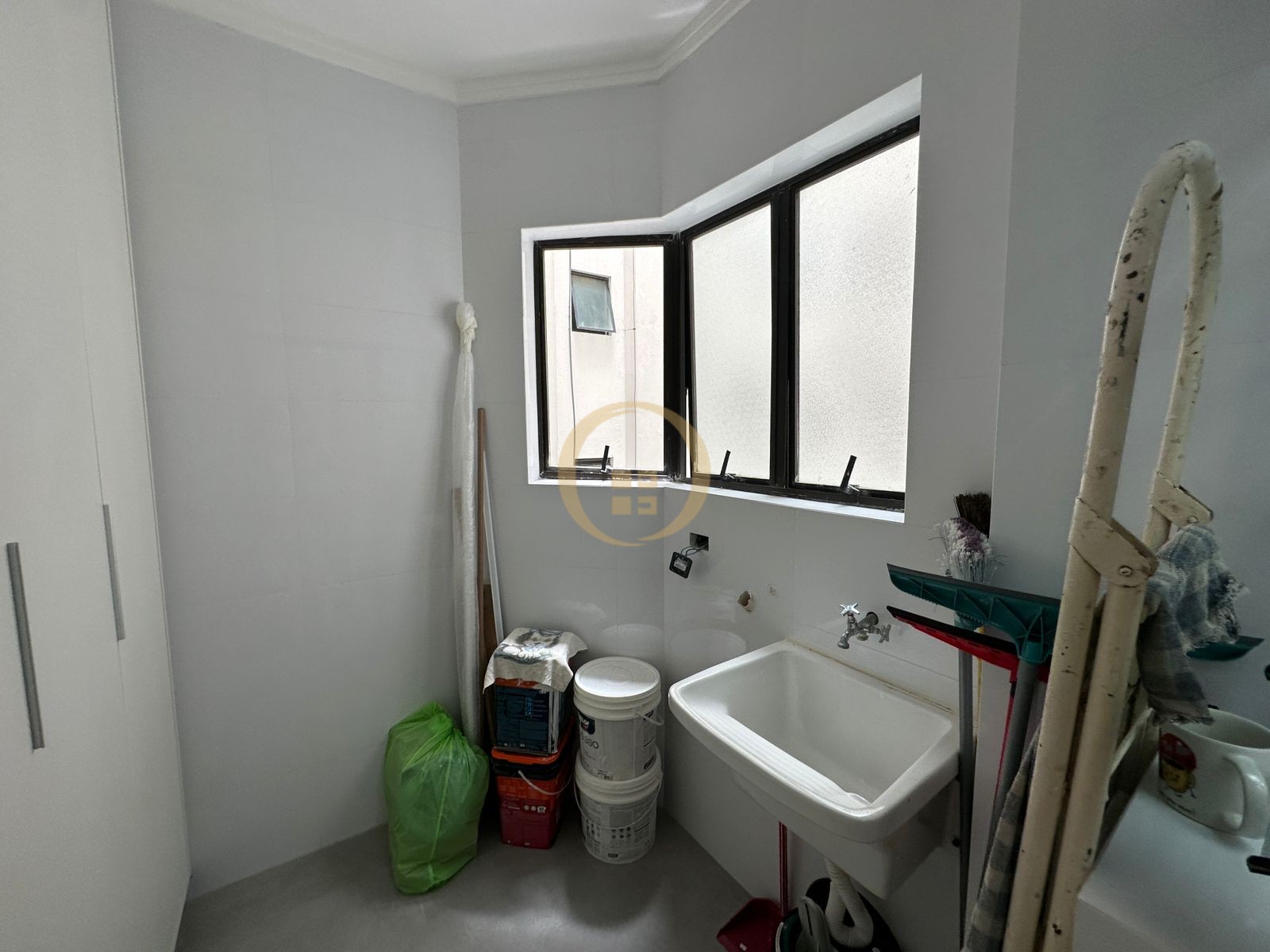 Apartamento na Praia da Enseada, Guarujá - SP