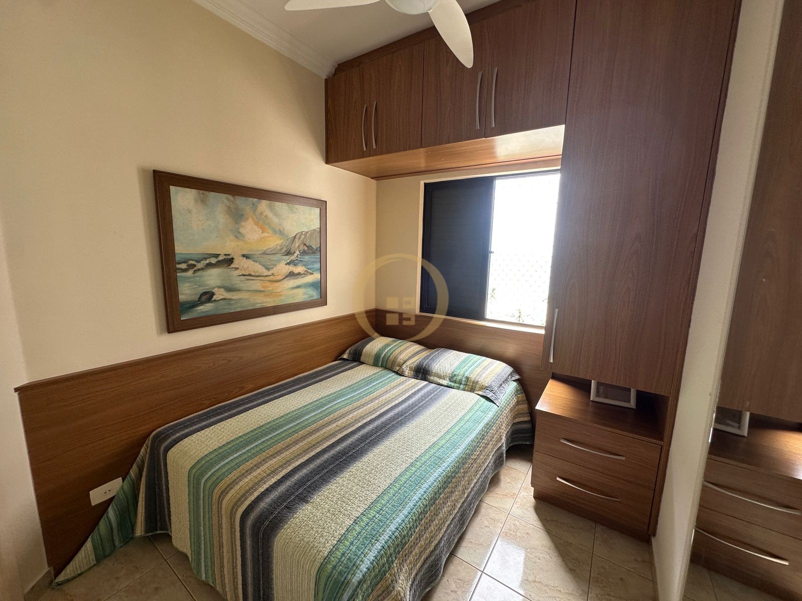 Apartamento na Praia da Enseada, Guarujá - SP