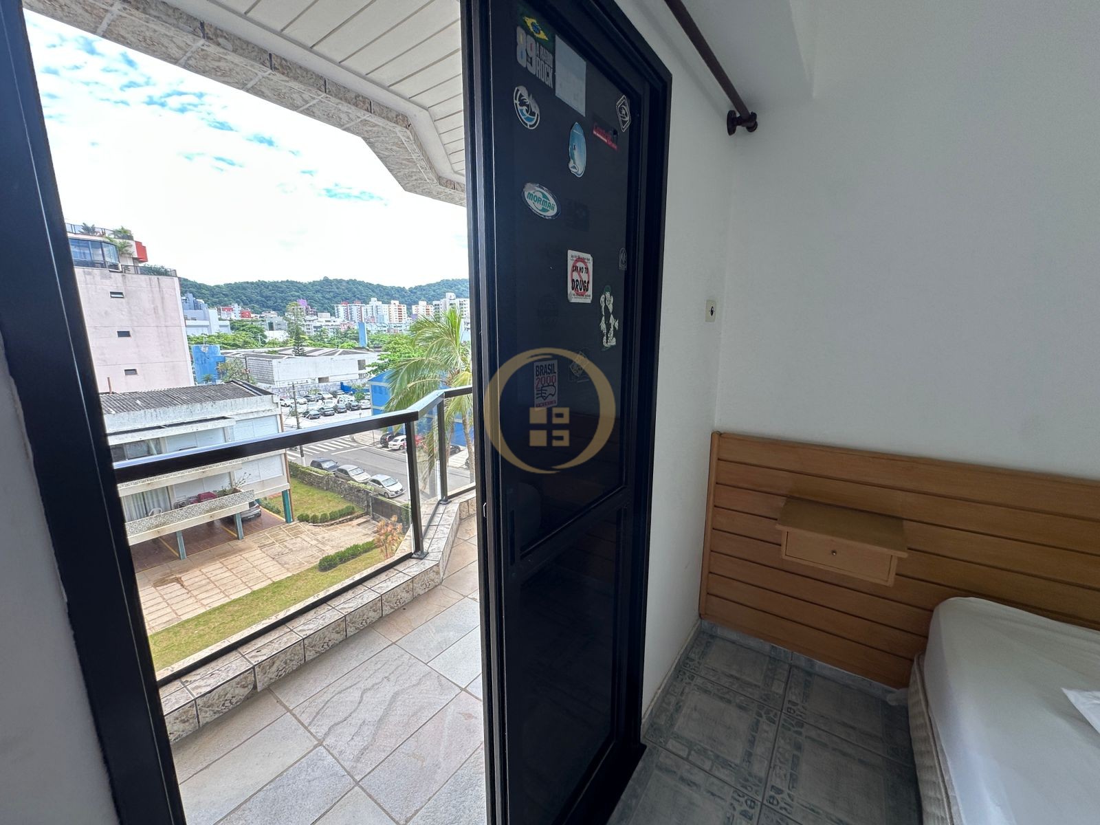Apartamento na Praia da Enseada, Guarujá - SP