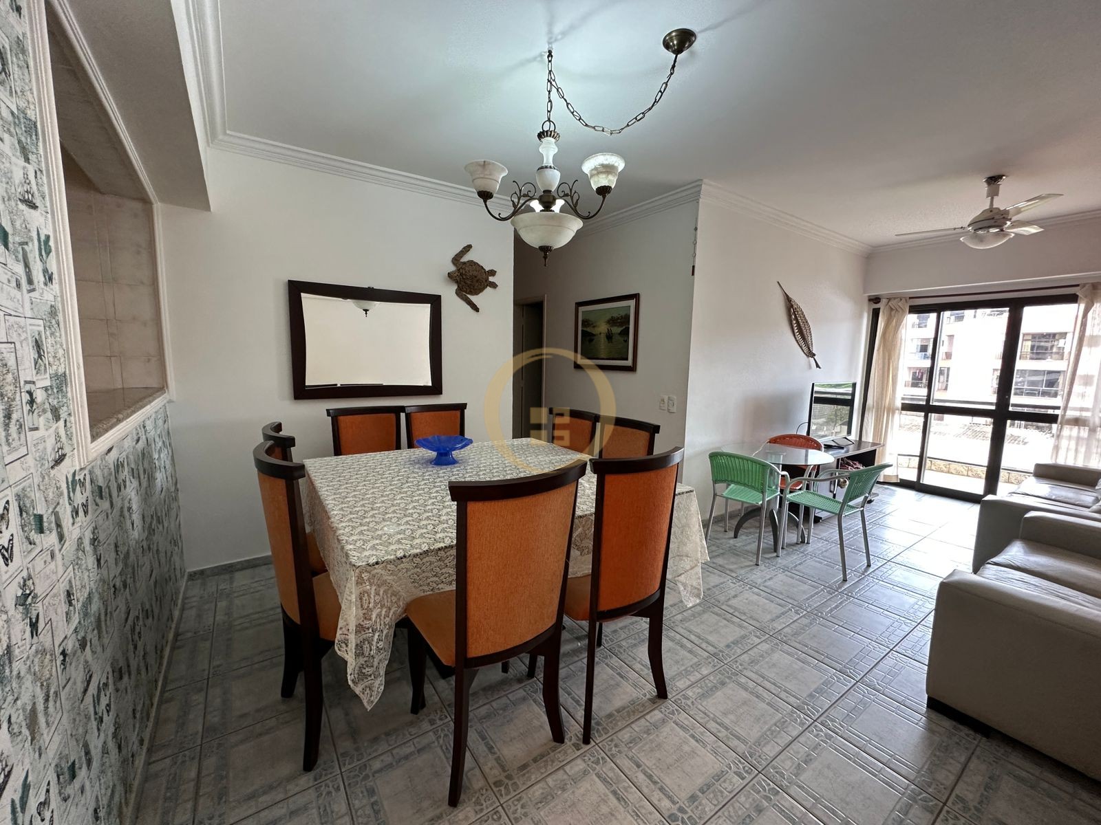 Apartamento na Praia da Enseada, Guarujá - SP