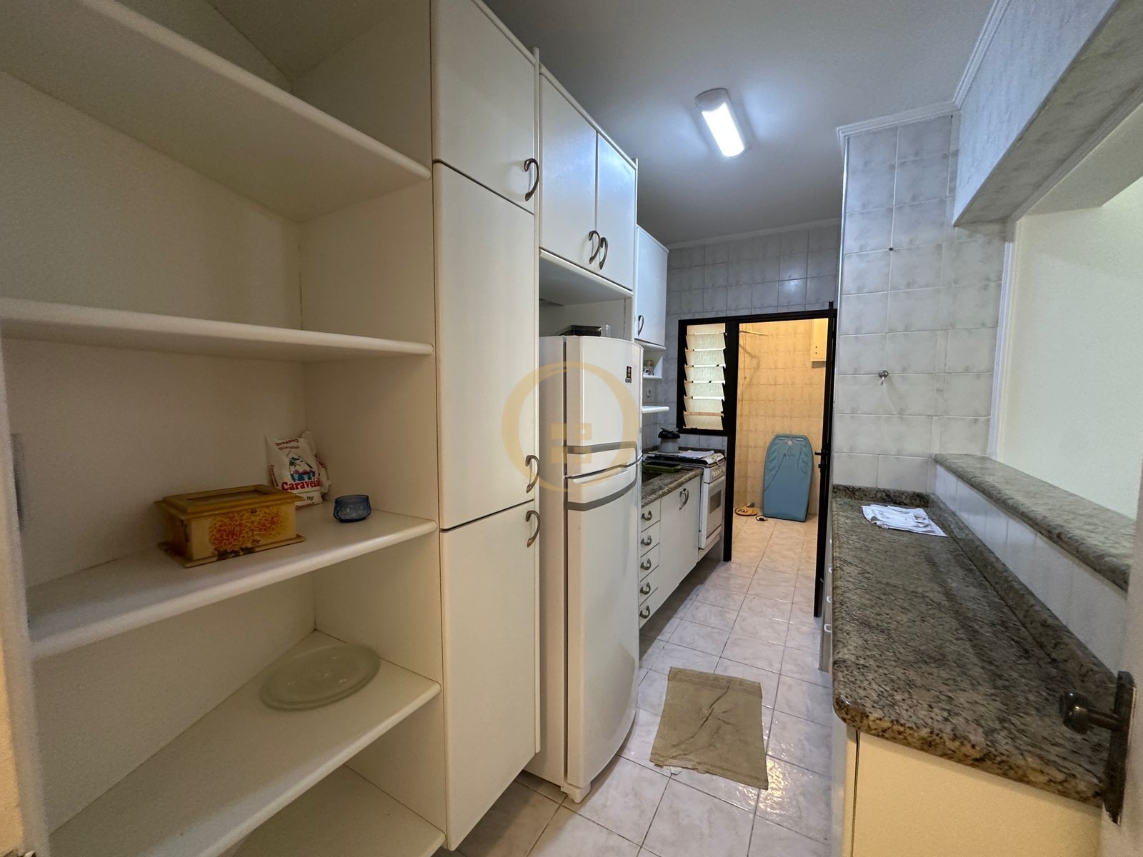Apartamento na Praia da Enseada, Guarujá - SP