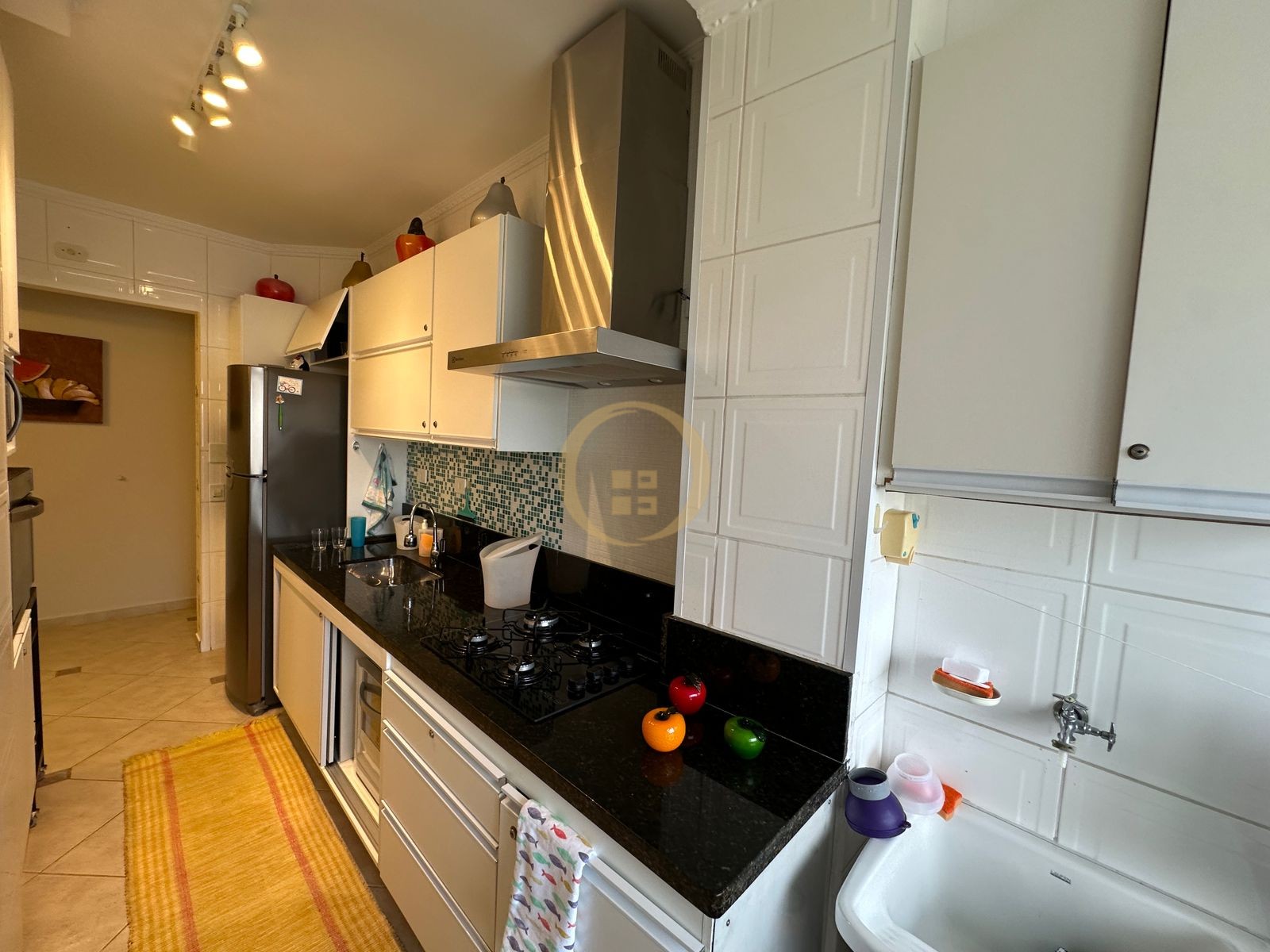 Apartamento na Praia da Enseada, Guarujá - SP