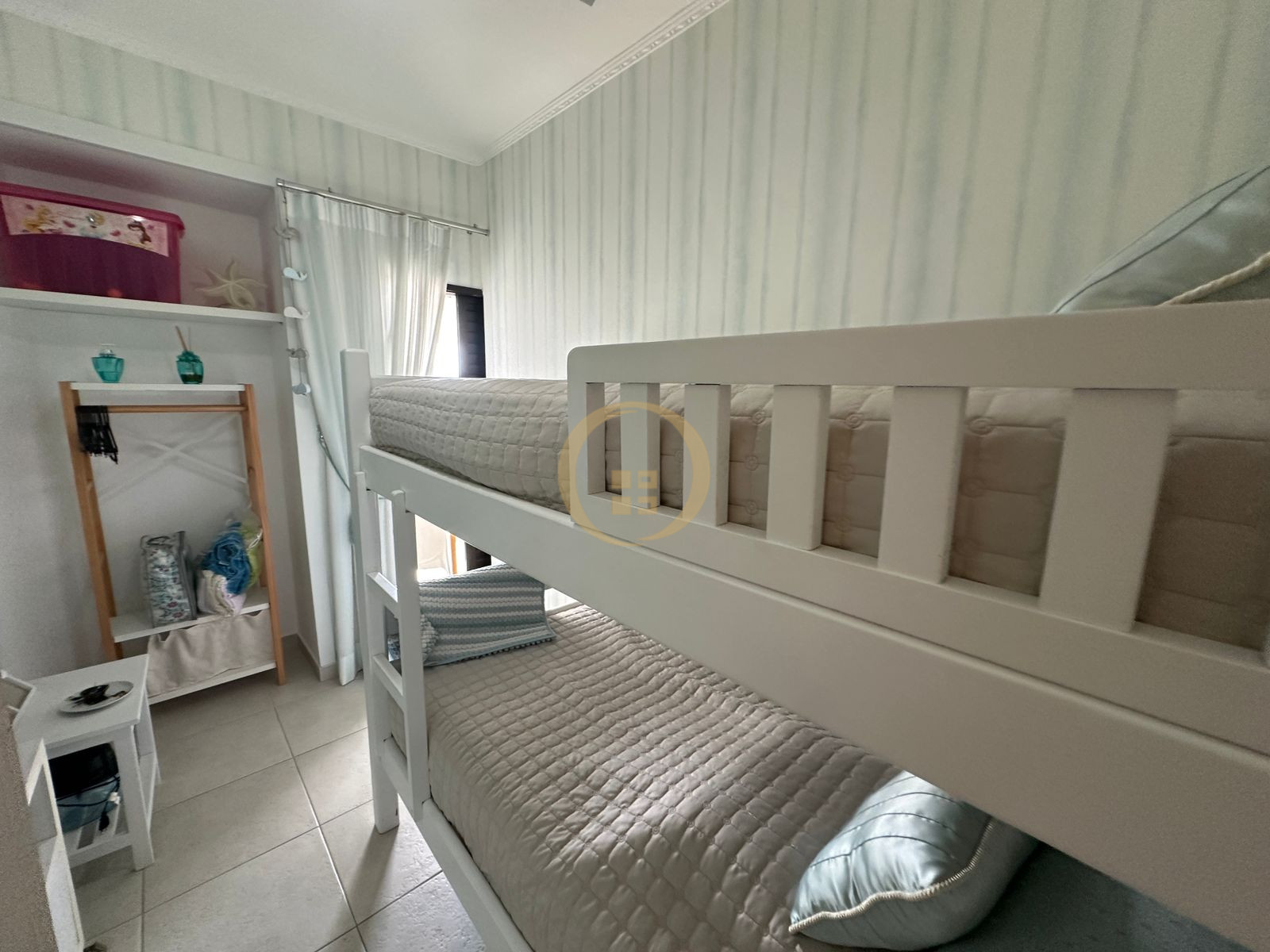 Apartamento na Praia da Enseada, Guarujá - SP