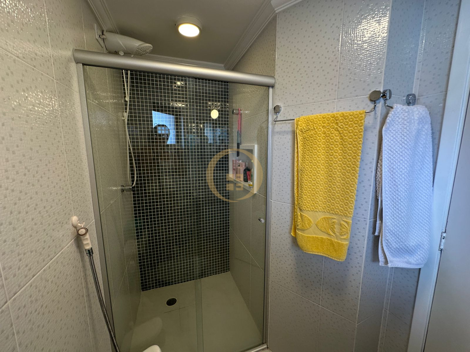Apartamento na Praia da Enseada, Guarujá - SP