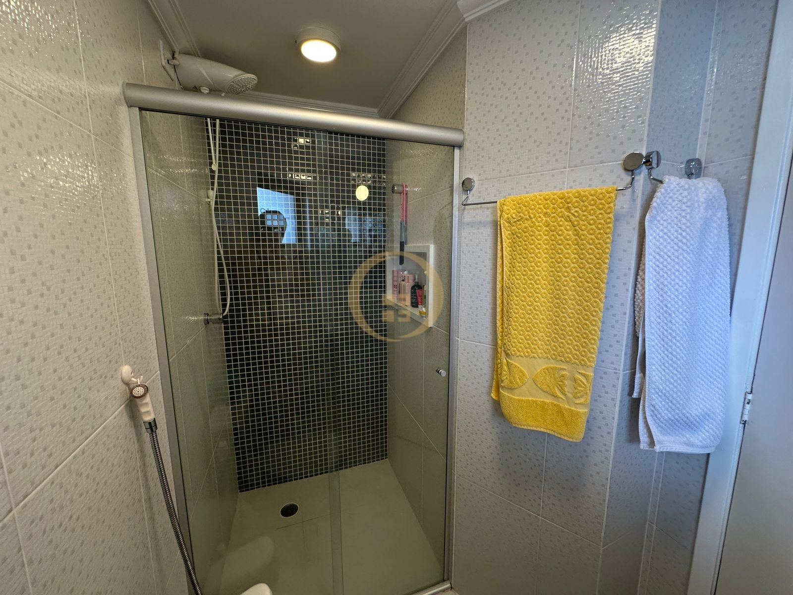 Apartamento na Praia da Enseada, Guarujá - SP