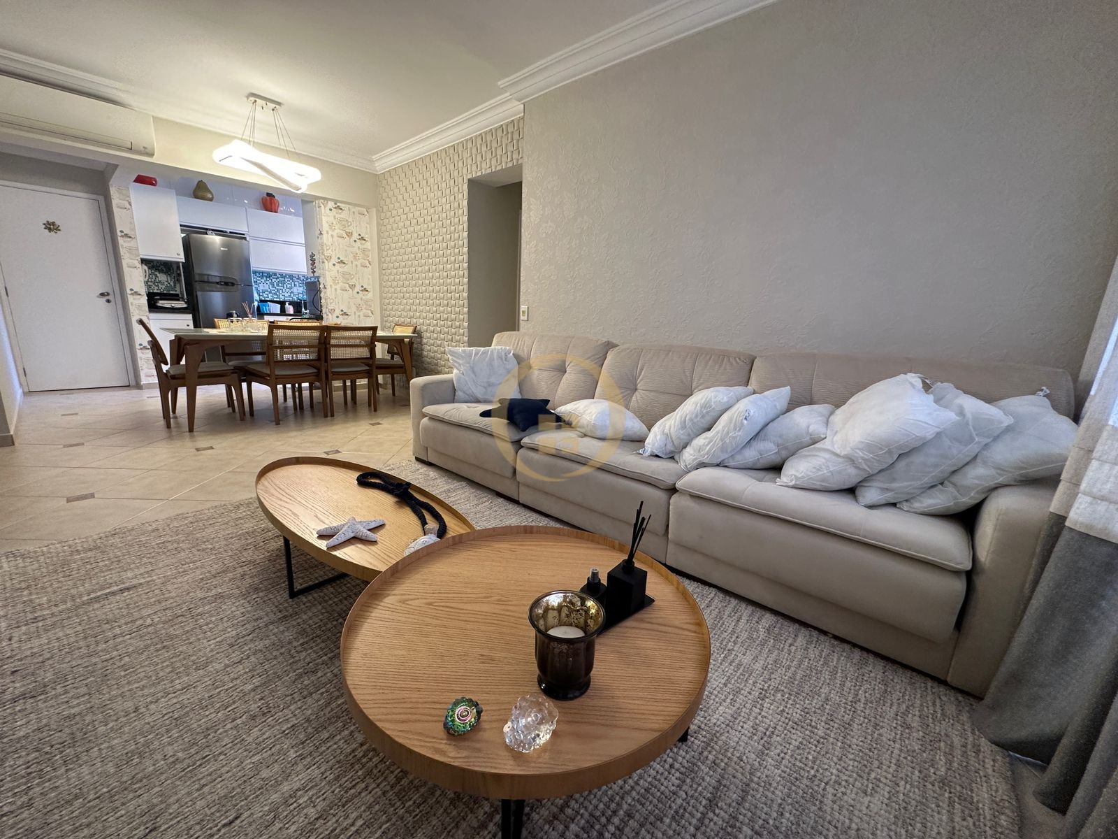 Apartamento na Praia da Enseada, Guarujá - SP