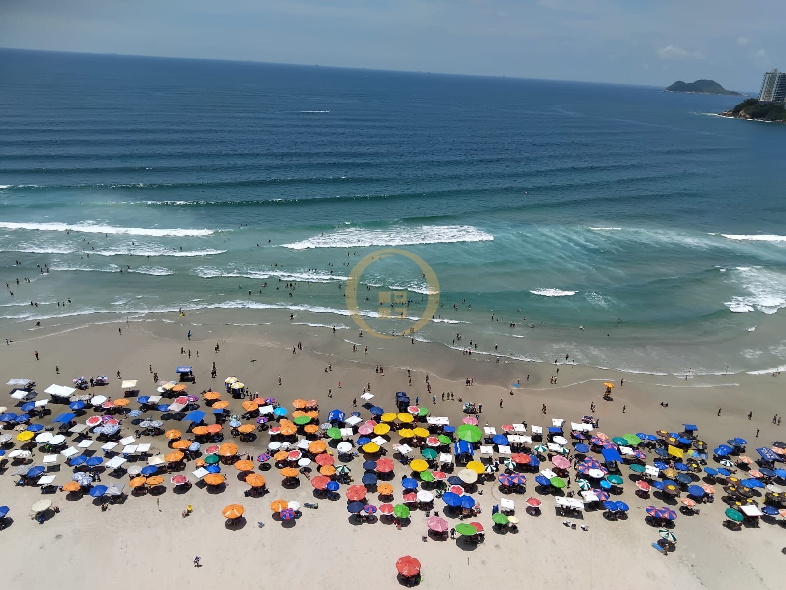 Apartamento Frente ao Mar nas Pitangueiras, Guarujá - SP