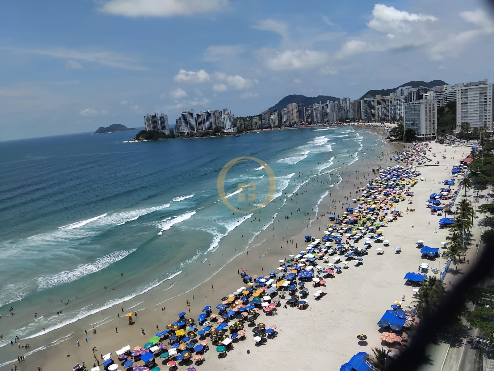 Apartamento Frente ao Mar nas Pitangueiras, Guarujá - SP