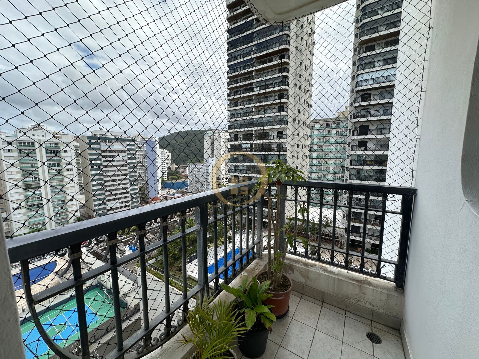 Apartamento Frente ao Mar, Praia Pitangueiras, Guarujá - SP
