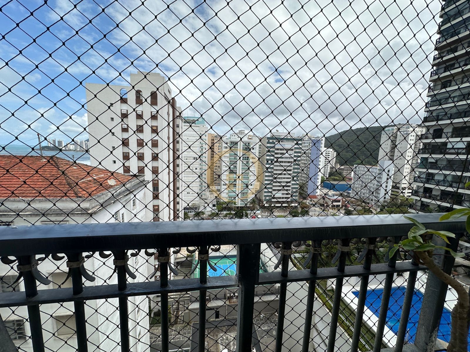 Apartamento Frente ao Mar, Praia Pitangueiras, Guarujá - SP