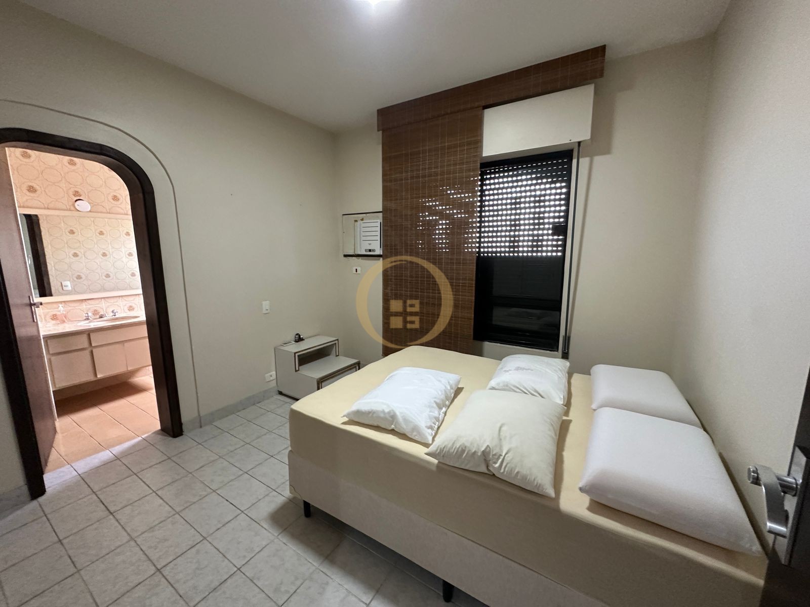 Apartamento Frente ao Mar, Praia Pitangueiras, Guarujá - SP