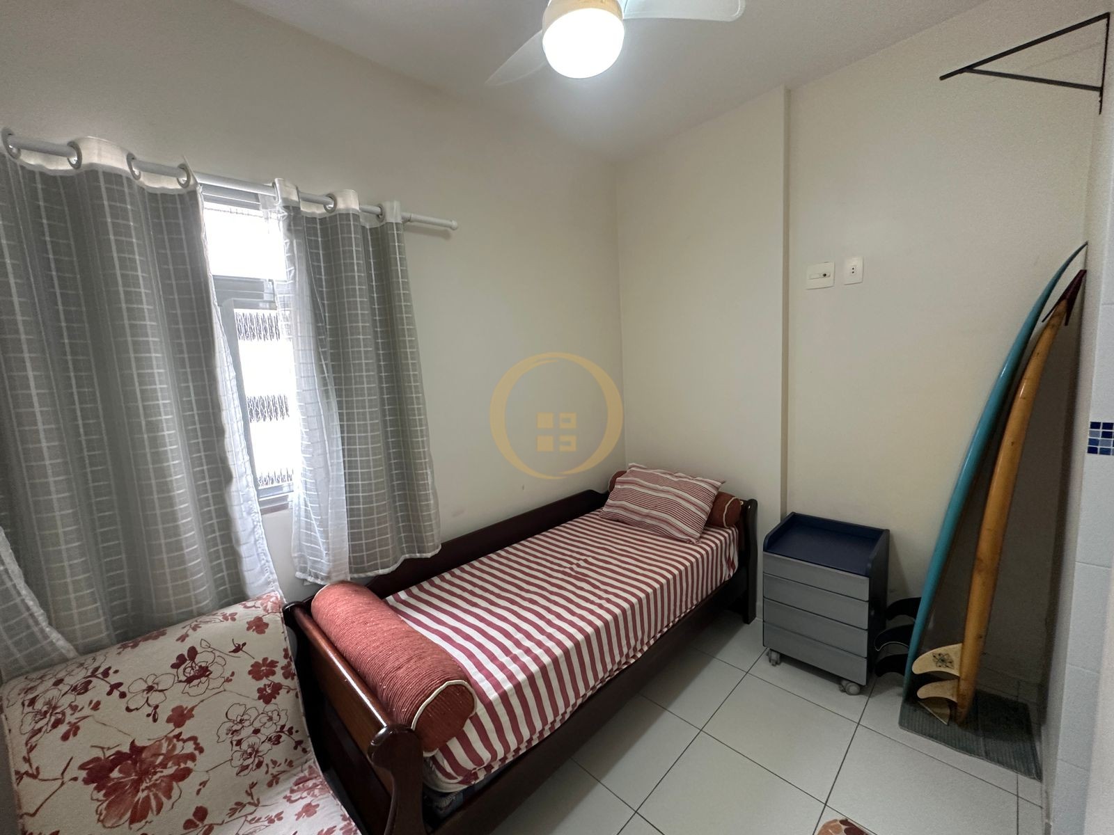 Apartamento Frente ao Mar, Pitangueiras, Guarujá - SP