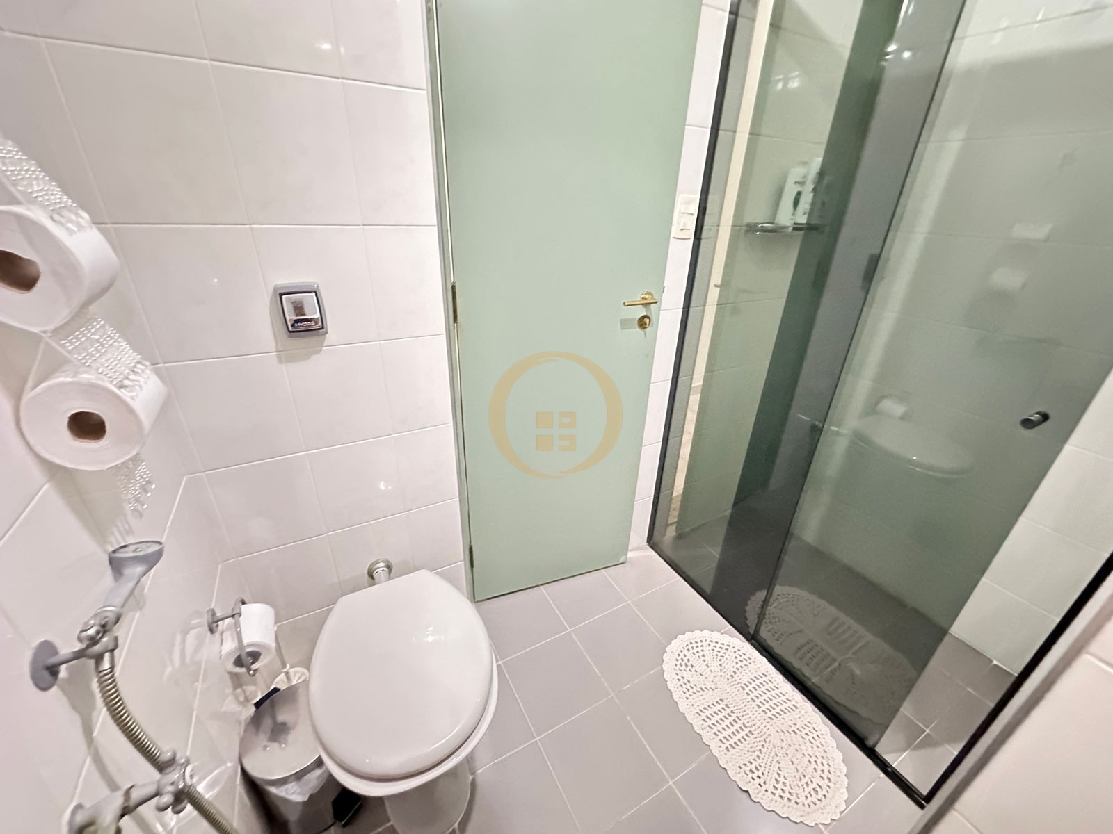 Apartamento Frente ao Mar, Praia Pitangueiras, Guarujá - SP