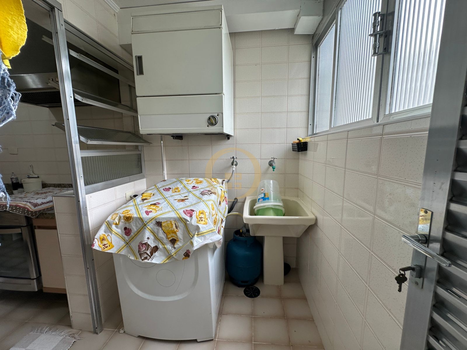 Apartamento Frente ao Mar, Praia Pitangueiras, Guarujá - SP