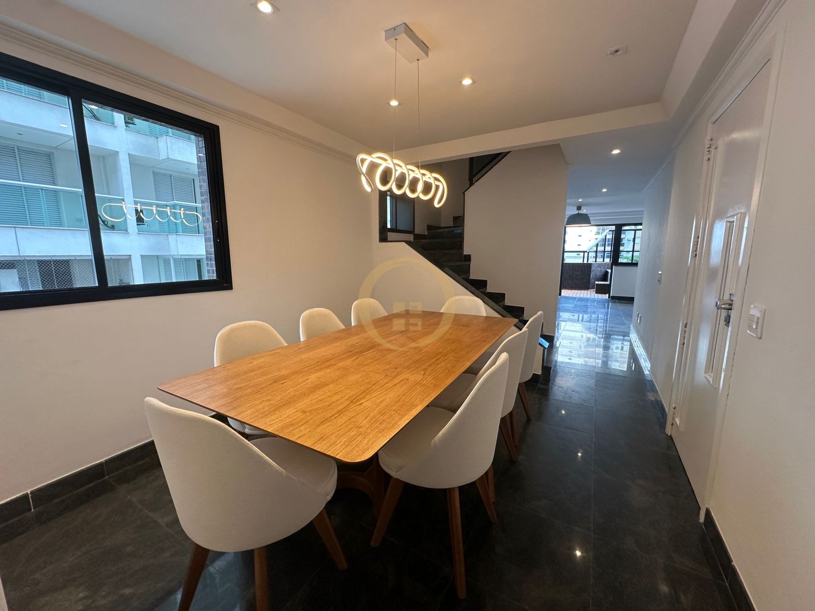 Apartamento Duplex na Praia das Pitangueiras, Guarujá - SP