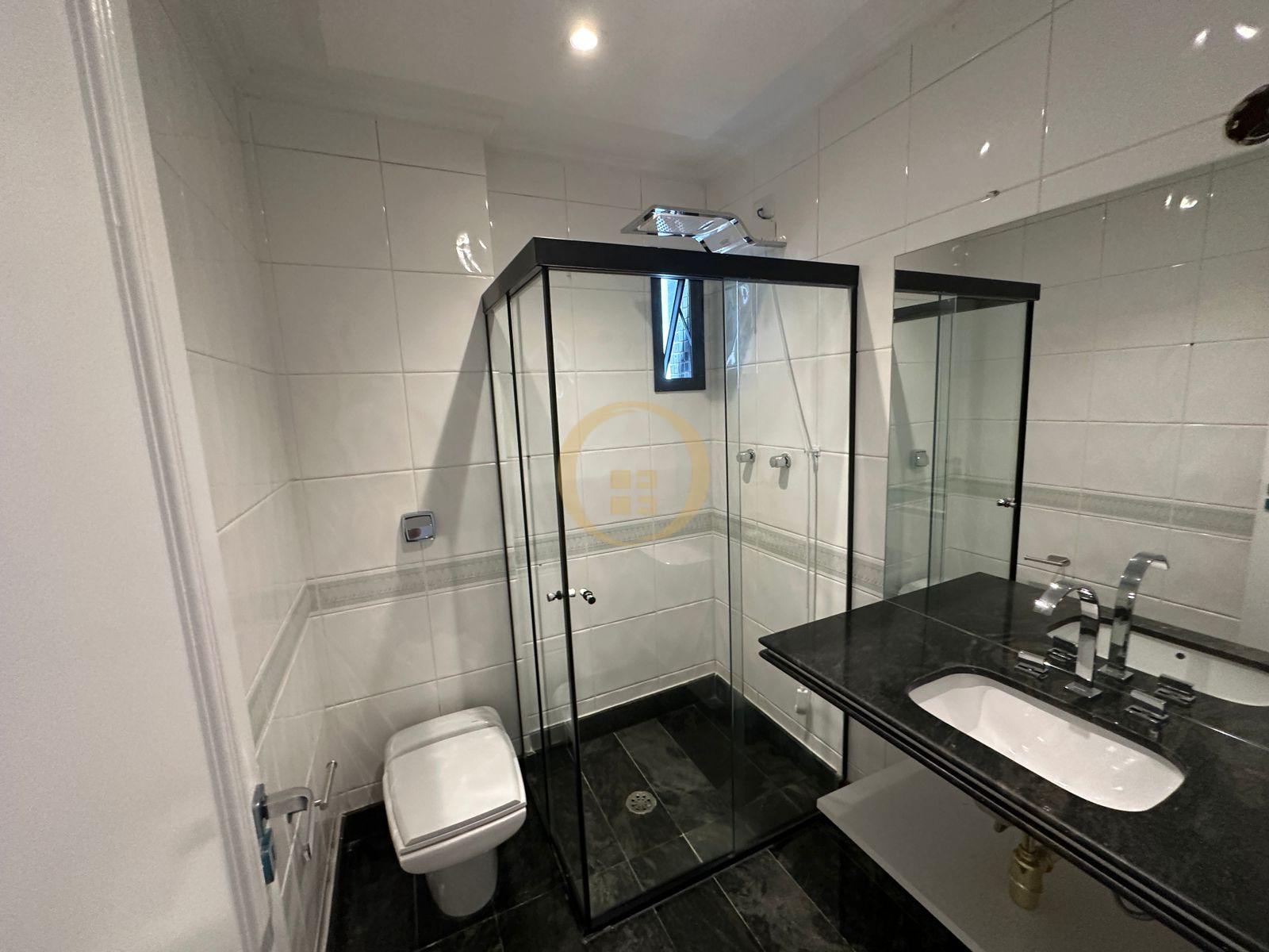 Apartamento Duplex na Praia das Pitangueiras, Guarujá - SP