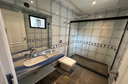 Apartamento Duplex na Praia das Pitangueiras, Guarujá - SP