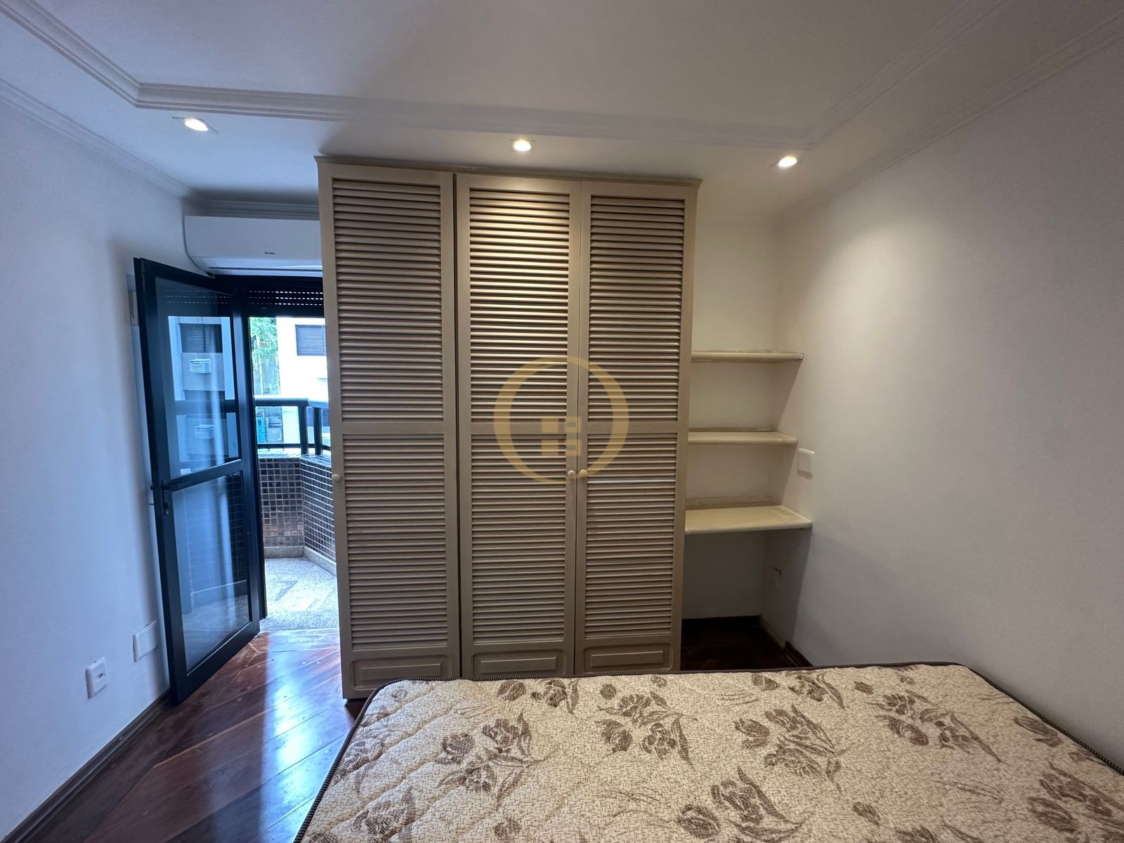 Apartamento Duplex na Praia das Pitangueiras, Guarujá - SP