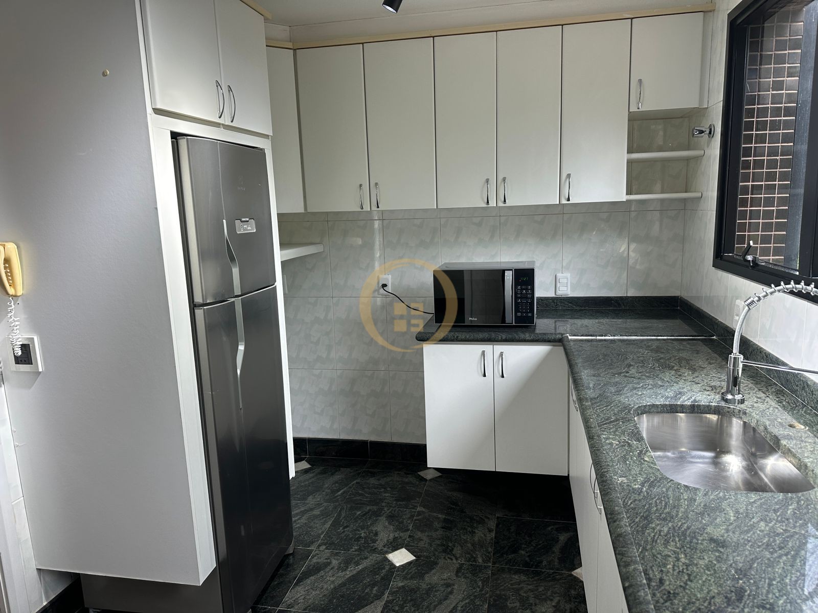 Apartamento Duplex na Praia das Pitangueiras, Guarujá - SP