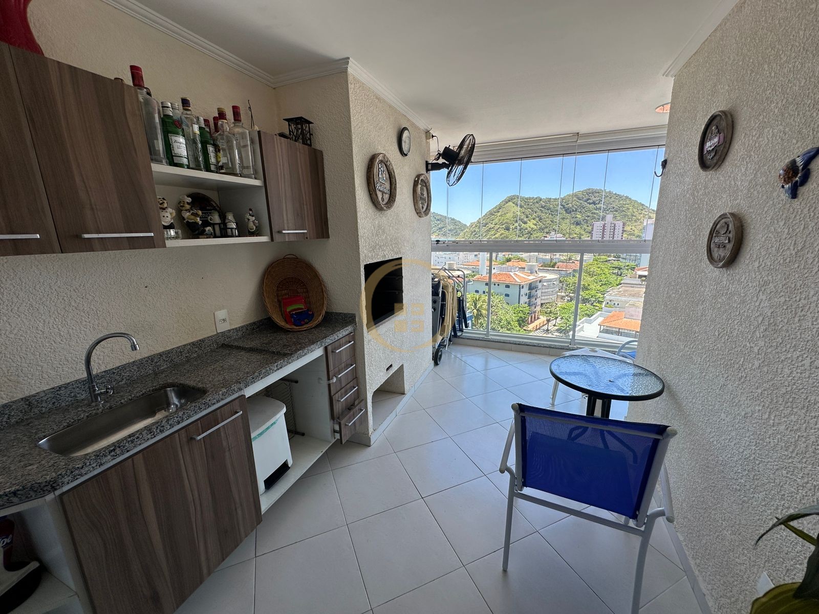 Apartamento na Praia das Astúrias/Tombo Guarujá - SP