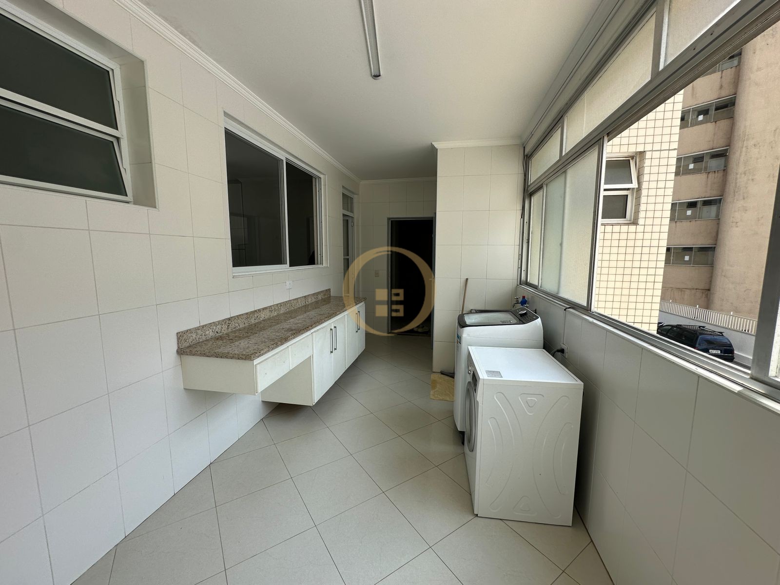 Apartamento Frente ao Mar, Pitangueiras, Guarujá - SP