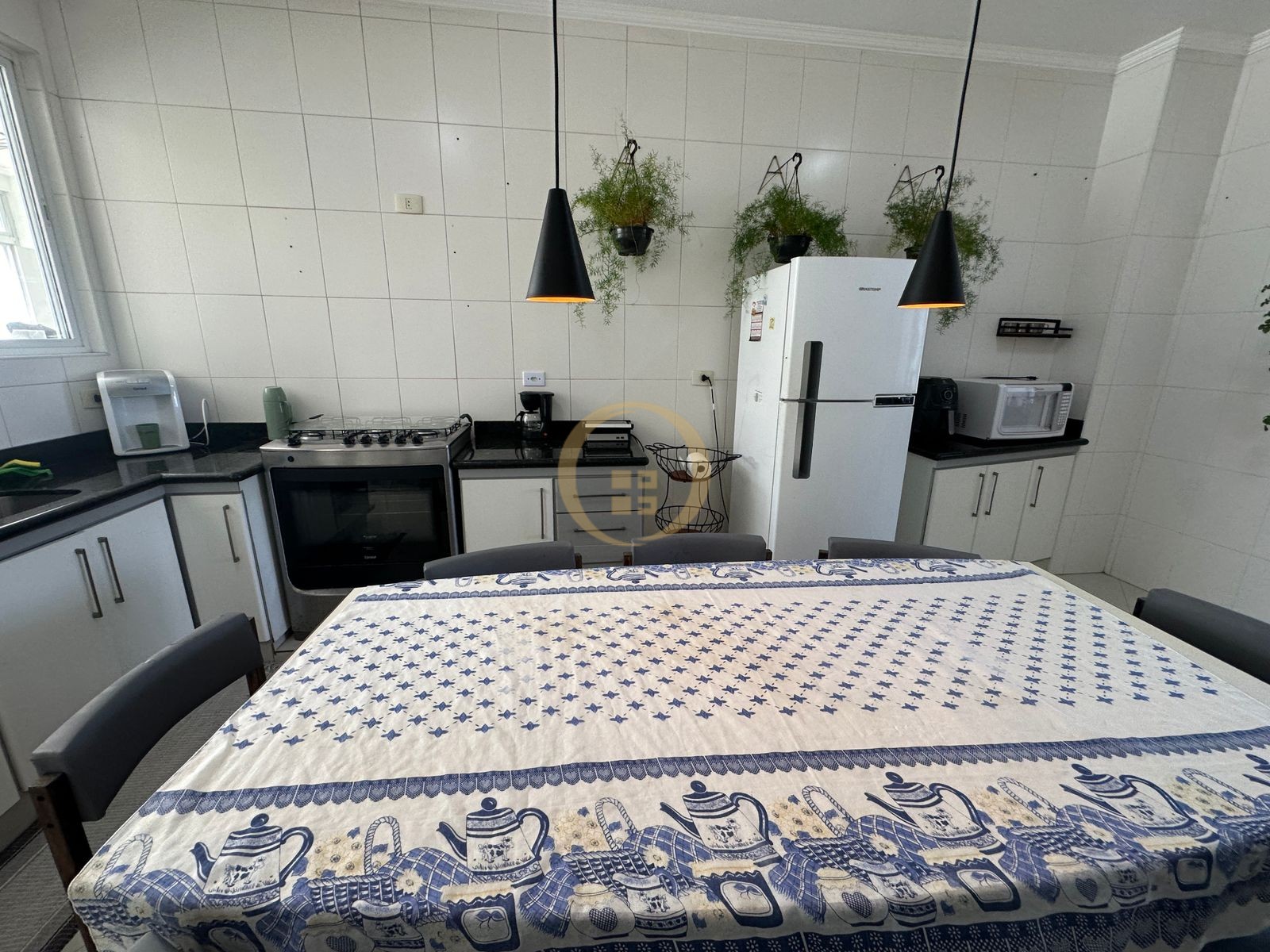 Apartamento Frente ao Mar, Pitangueiras, Guarujá - SP