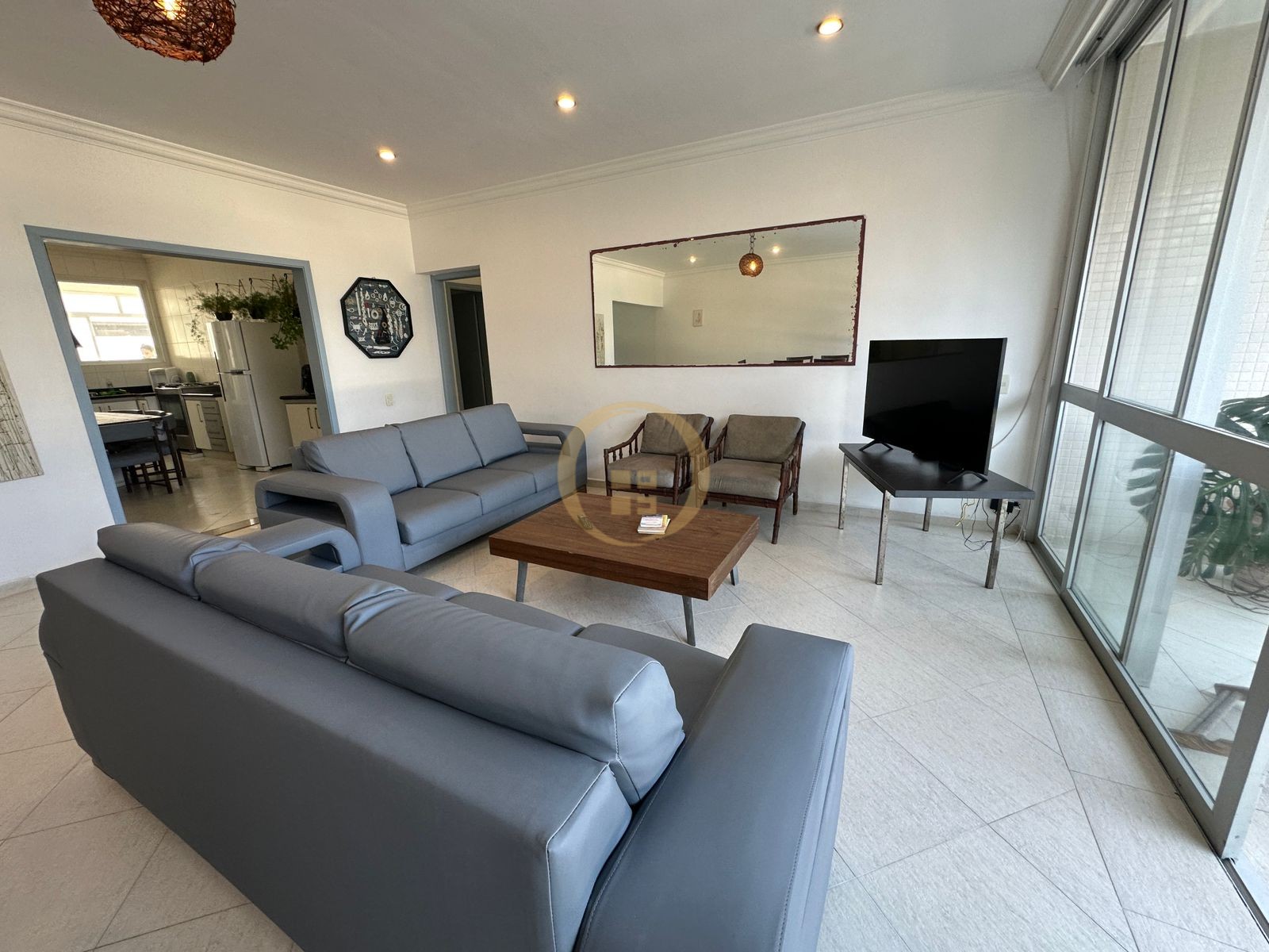 Apartamento Frente ao Mar, Pitangueiras, Guarujá - SP