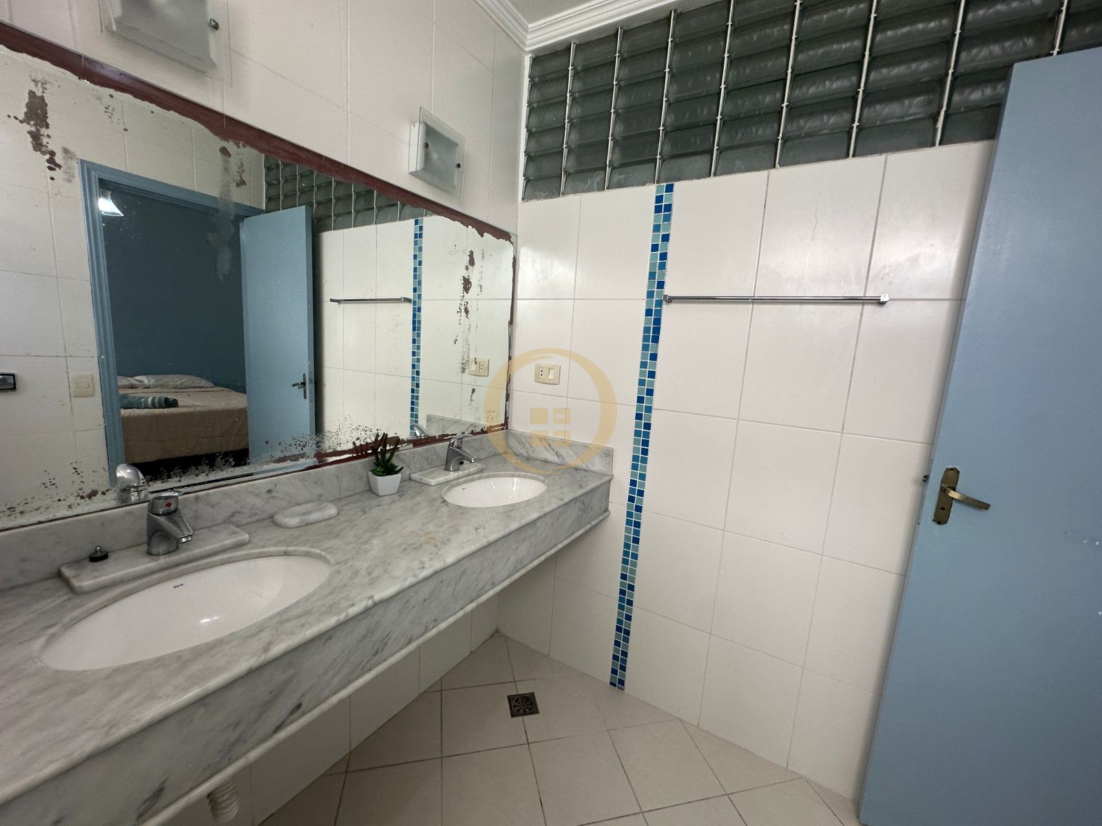 Apartamento Frente ao Mar, Pitangueiras, Guarujá - SP