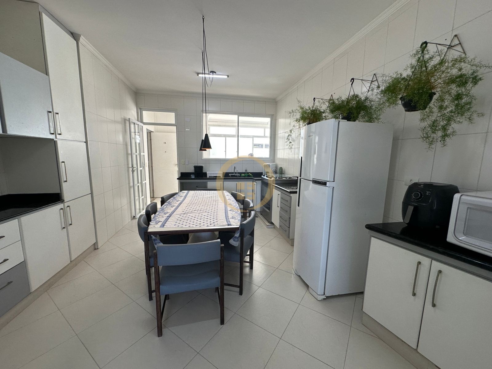 Apartamento Frente ao Mar, Pitangueiras, Guarujá - SP
