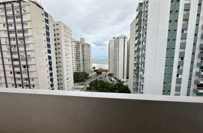 Apartamento na Praia das Pitangueiras, Guarujá - SP
