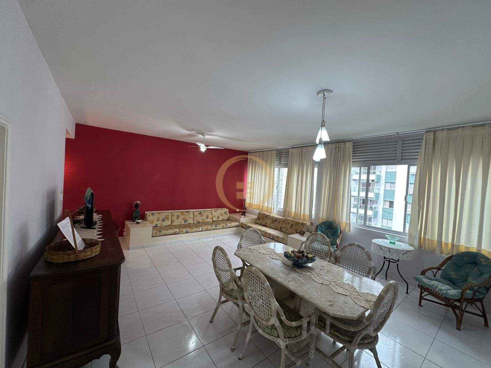Apartamento-3-dormitorios-Pitangueiras