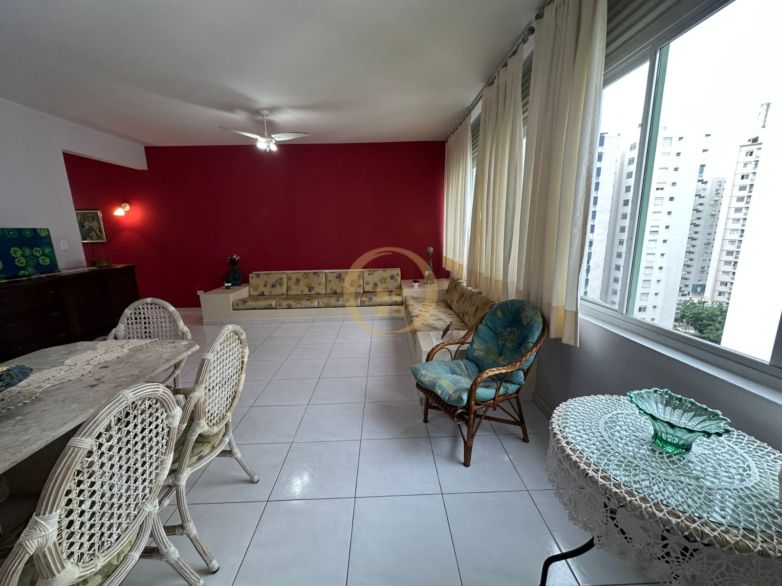 Apartamento-3-dormitorios-Pitangueiras
