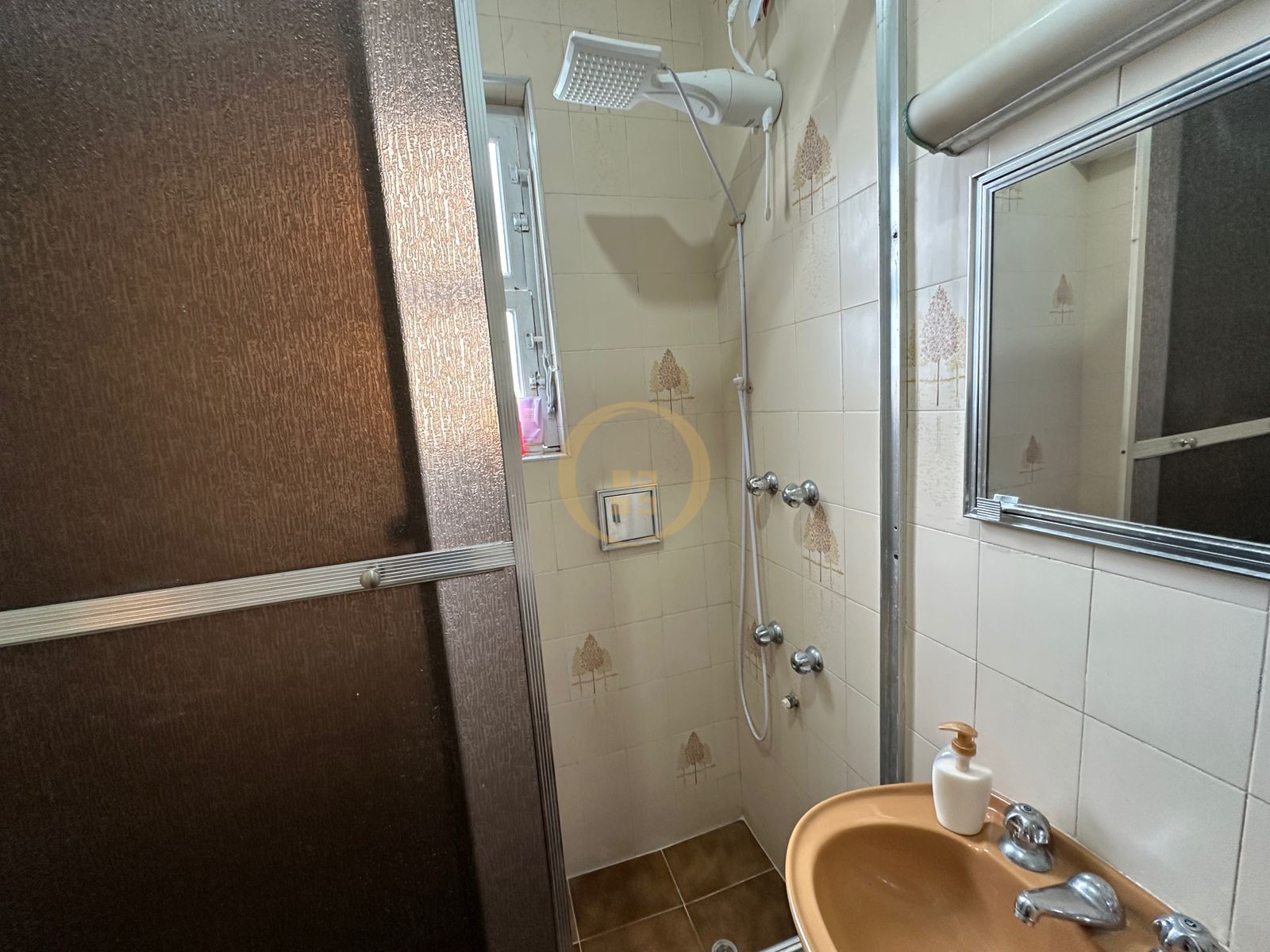 Apartamento Frente ao Mar nas Pitangueiras, Guarujá - SP
