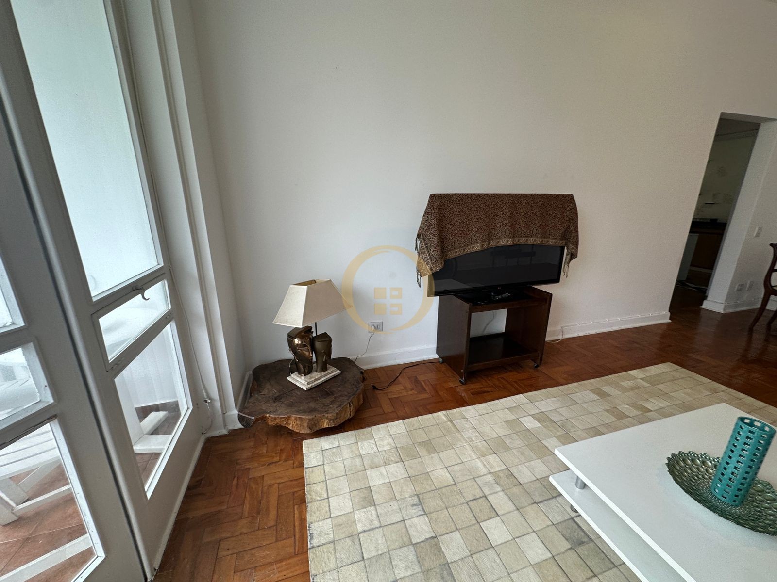 Apartamento Frente ao Mar nas Pitangueiras, Guarujá - SP