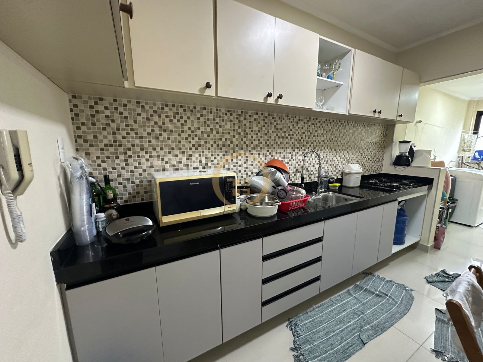 Apartamento na Praia da Enseada, Guarujá - SP