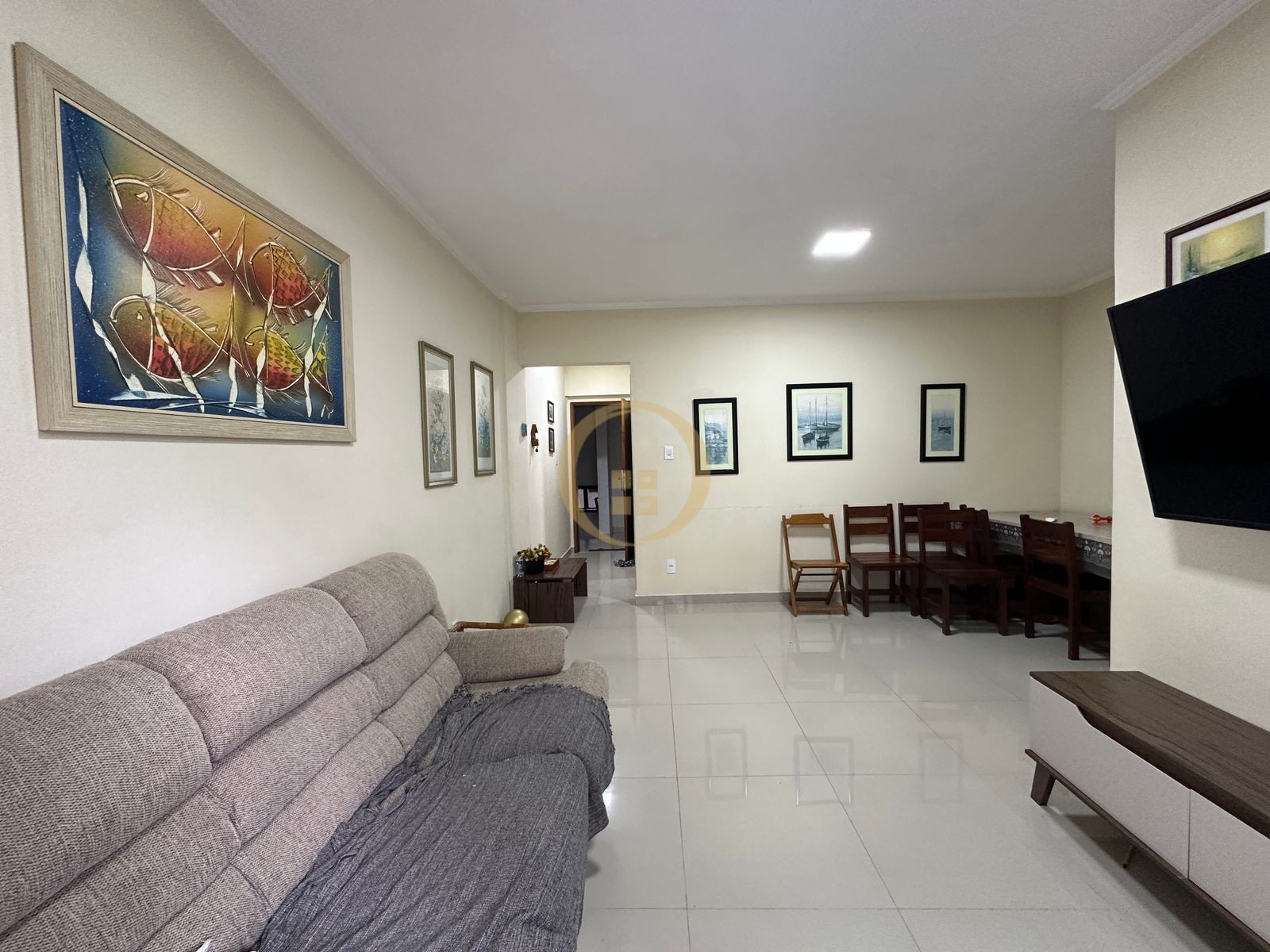 Apartamento na Praia da Enseada, Guarujá - SP